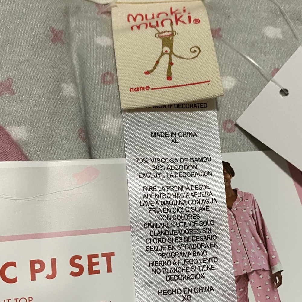 Munki Munki Pink Flannel Women Pajama Set - Picture 2 of 2
